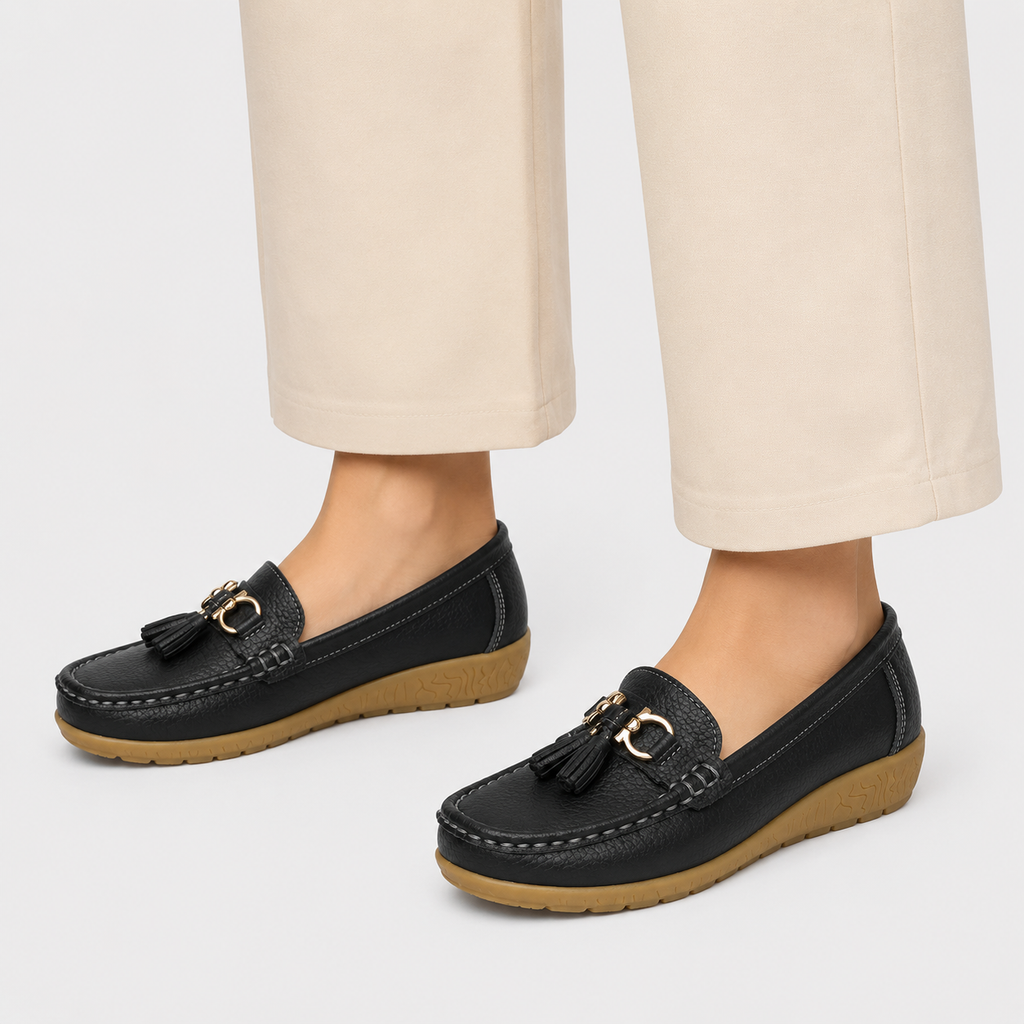 Women's Slip-On Loafers – Black Casual Flat Moccasin Shoes for Everyday Wear