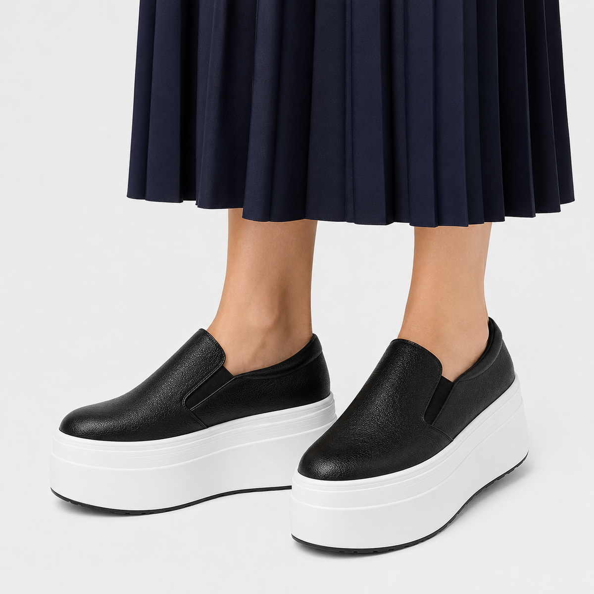 Womens Black Genuine Leather Thick Sole Platform Loafers – Casual Slip-On Autumn Shoes