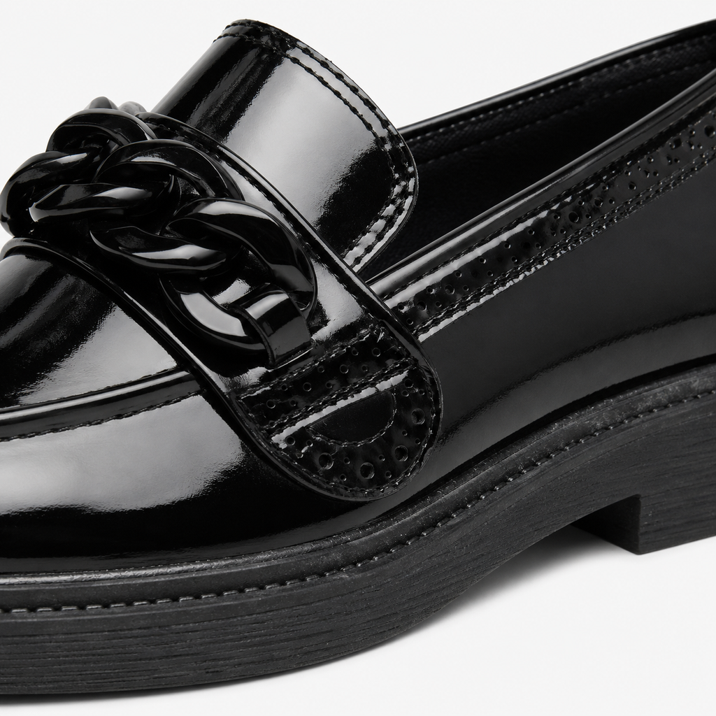 Womens Black Patent Leather Chain Loafers – Mid Heel Comfortable Plus Size Student Shoes