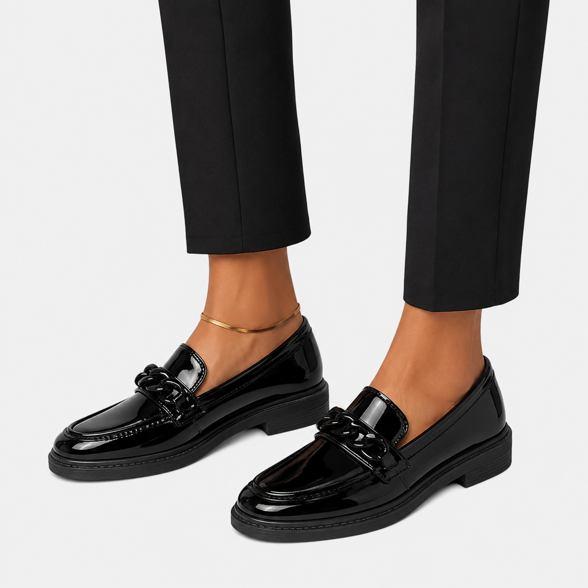 Womens Black Patent Leather Chain Loafers – Mid Heel Comfortable Plus Size Student Shoes