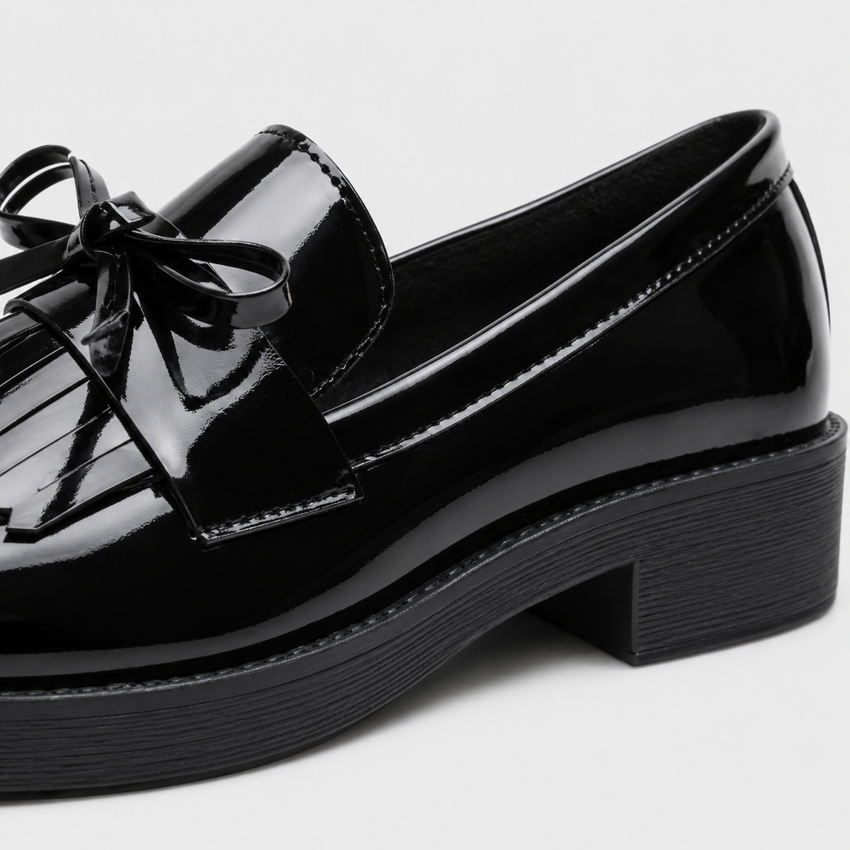 Womens Black Patent Leather Tassel Loafers – British Style Bowknot Casual Flat Shoes