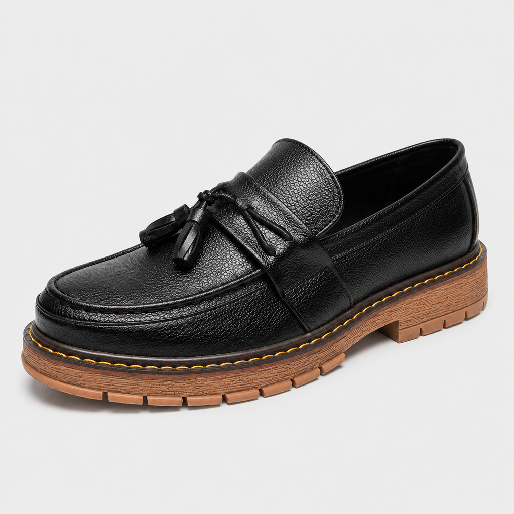 Mens Black Handmade Leather Loafers – British Retro Round Toe Fringe Slip-On Shoes