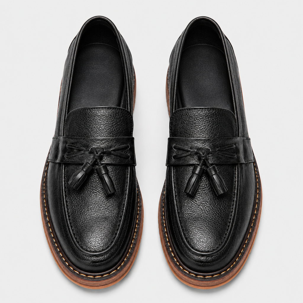 Mens Black Handmade Leather Loafers – British Retro Round Toe Fringe Slip-On Shoes