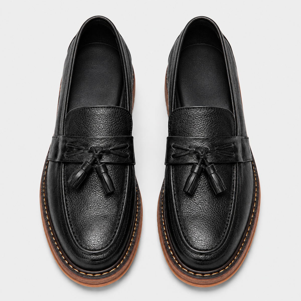 Mens Black Handmade Leather Loafers – British Retro Round Toe Fringe Slip-On Shoes