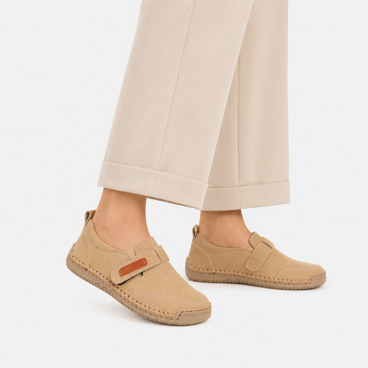 Ma boutique Handmade Beige Leather Women Shoes Casual Comfortable Slip on Loafers Women Leather Shoes Moccasins Walking Shoes Summer Direct Sales