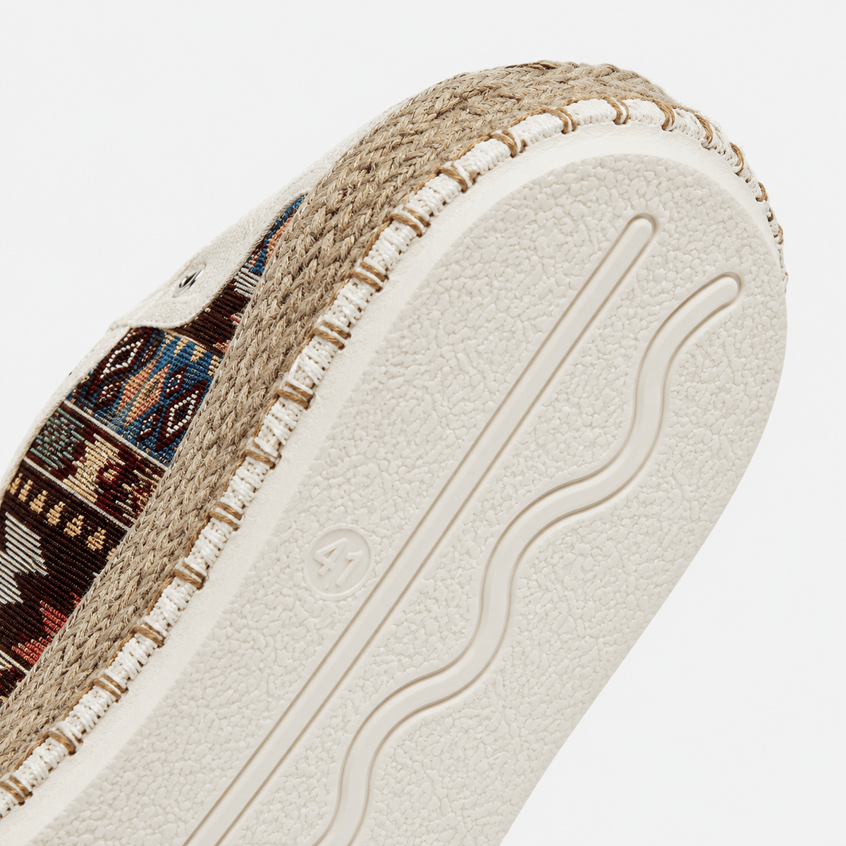 Ma boutique Mens Beige Canvas Lace-Up Loafers – Printed Casual Flat Fisherman Summer Shoes