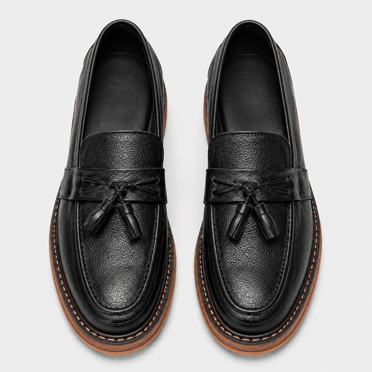 Ma boutique Mens Black Handmade Leather Loafers – British Retro Round Toe Fringe Slip-On Shoes