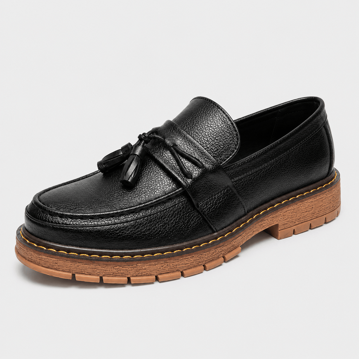 Ma boutique Mens Black Handmade Leather Loafers – British Retro Round Toe Fringe Slip-On Shoes