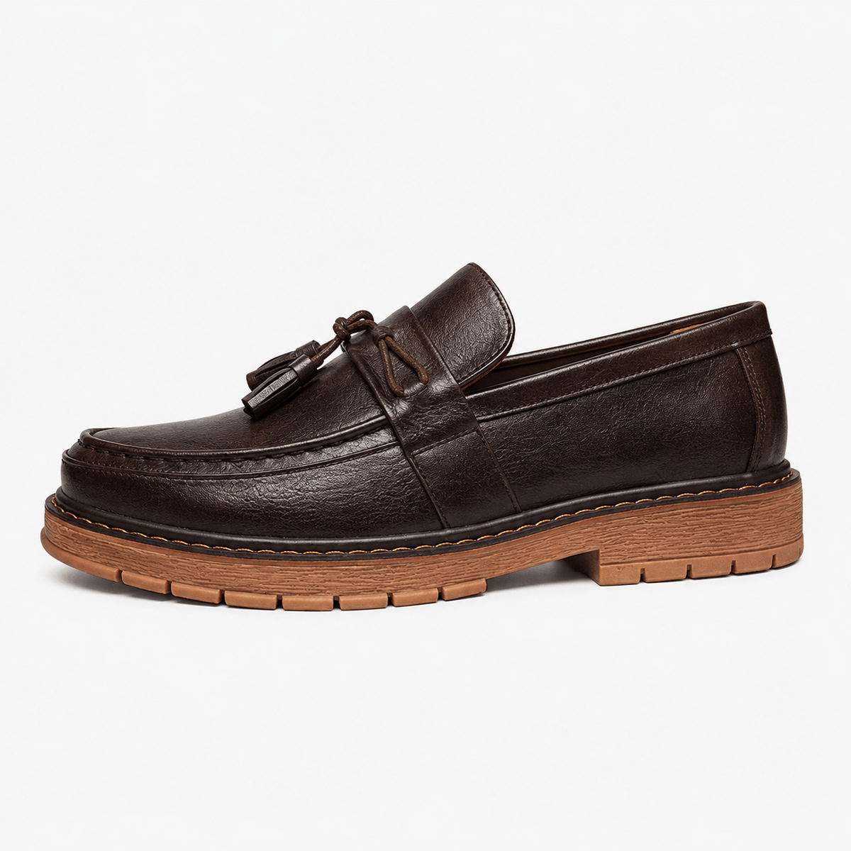 Ma boutique Mens Brown Handmade Leather Loafers – British Retro Round Toe Fringe Slip-On Shoes