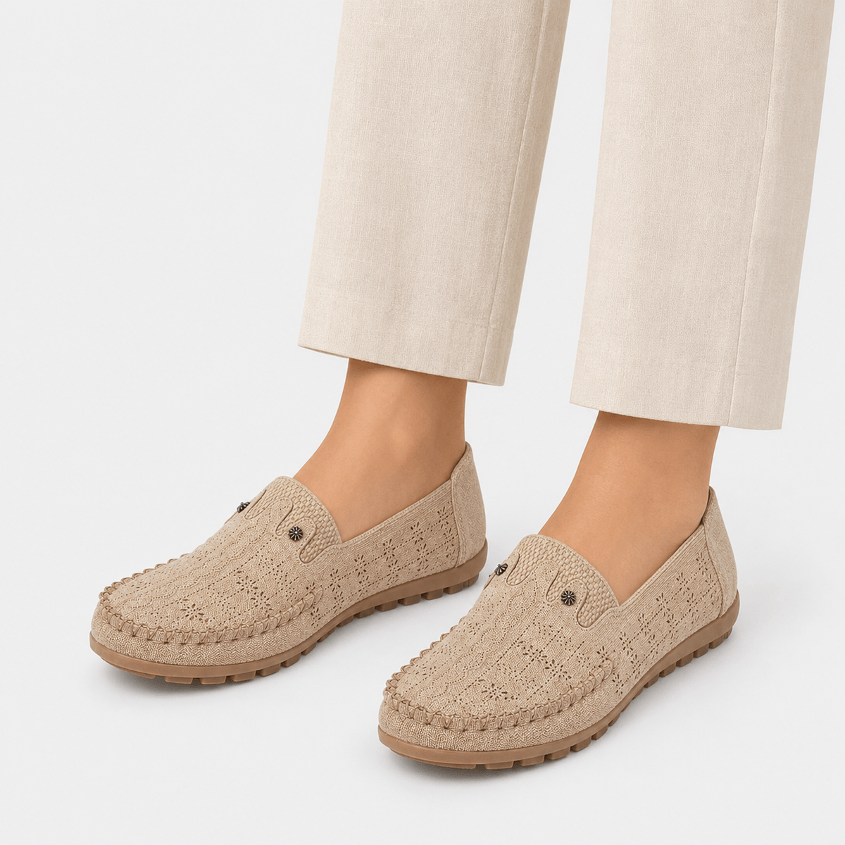 Ma boutique Women's Hollow Floral Loafers – Beige Lightweight Breathable Slip-On Flat Shoes