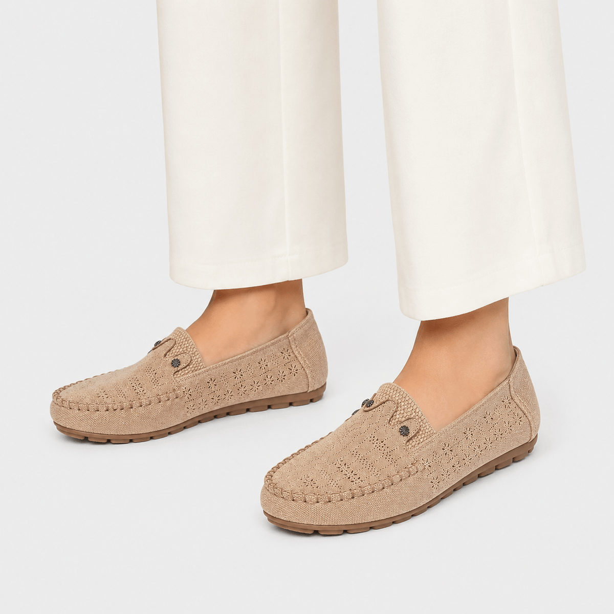 Ma boutique Women's Hollow Floral Loafers – Beige Lightweight Breathable Slip-On Flat Shoes