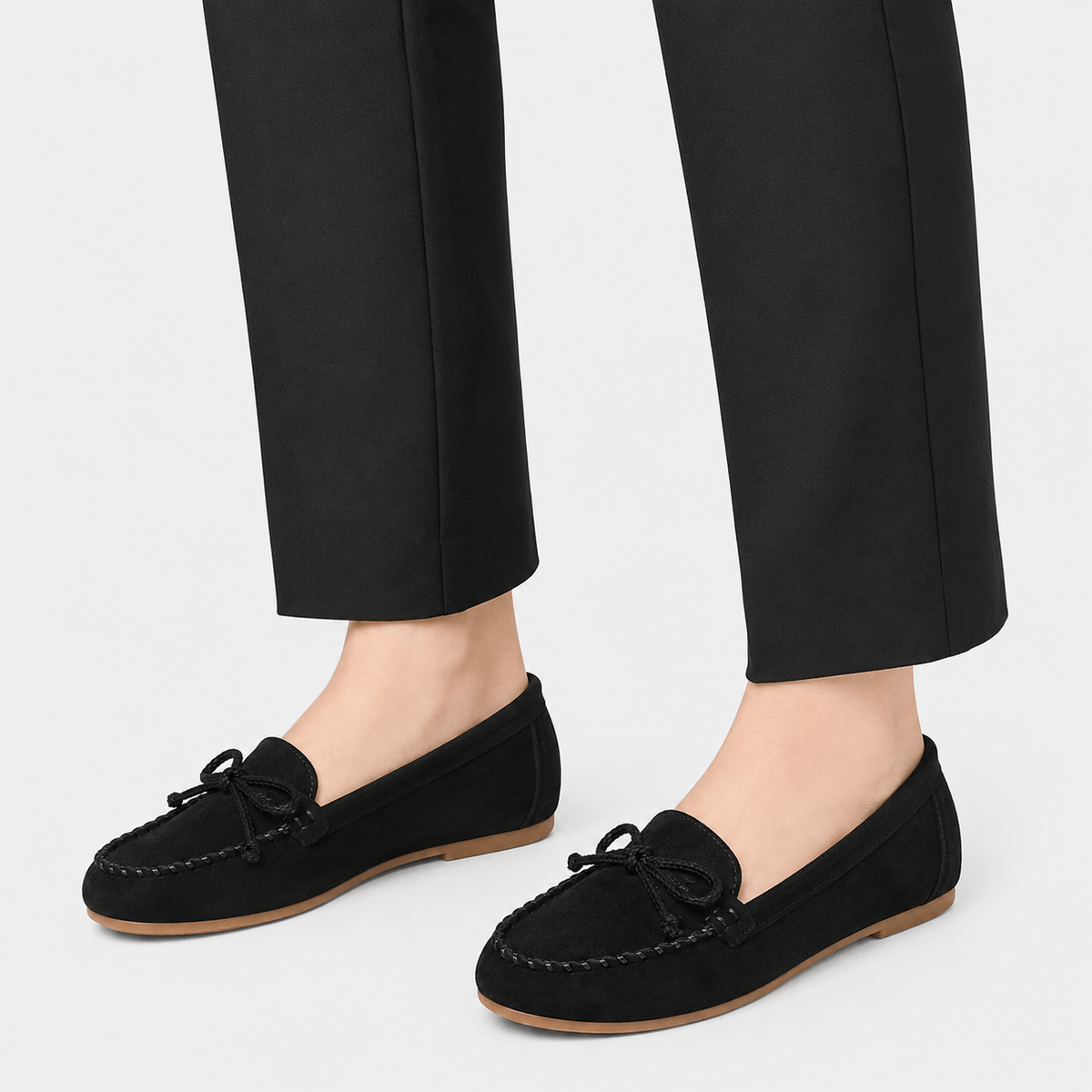 Ma boutique Women's Suede Slip-On Loafers – Flat Ballet Shoes for Everyday Casual Wear
