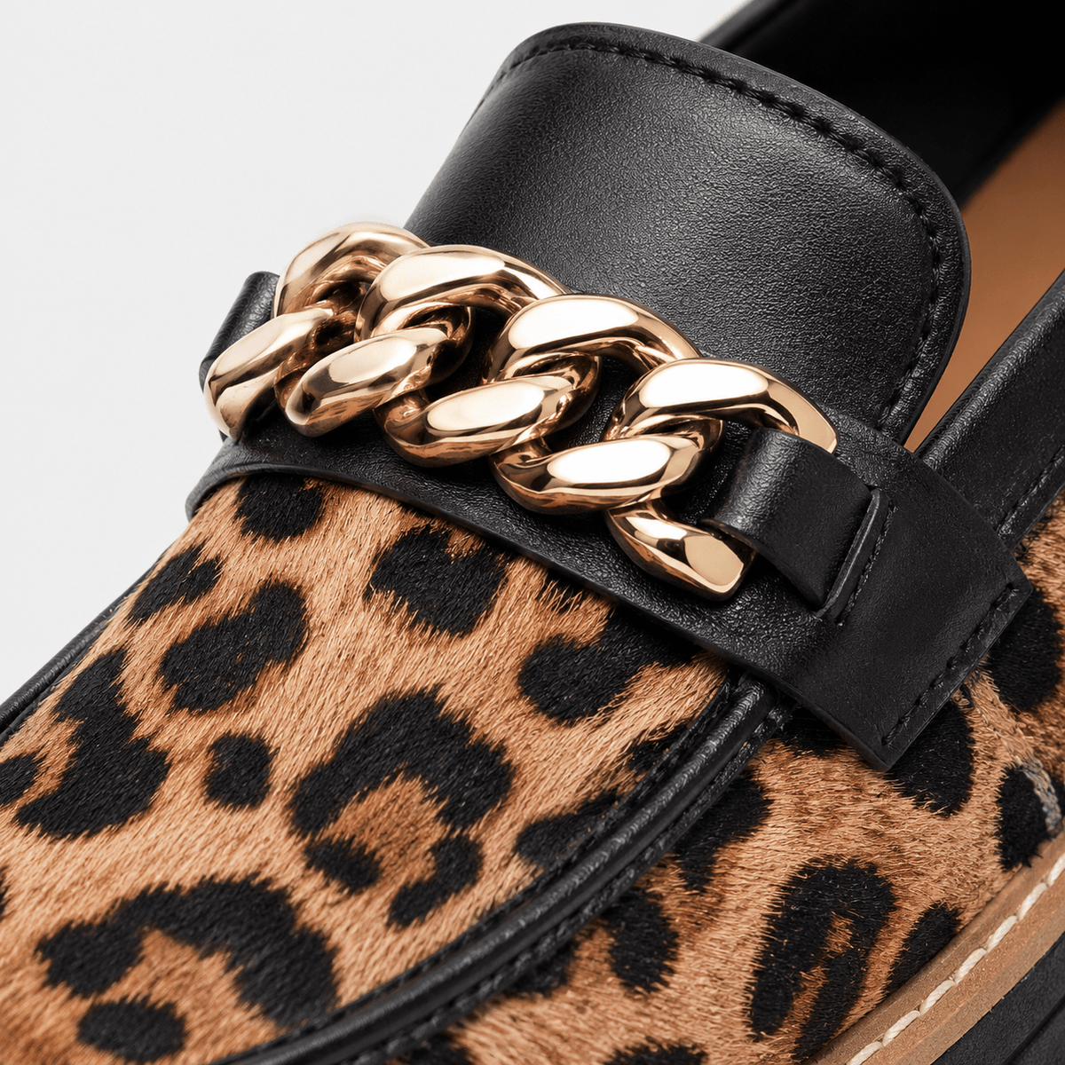 Ma boutique Womens Leopard Suede Chunky Loafers – Metal Decoration Round Toe Casual Flat Shoes