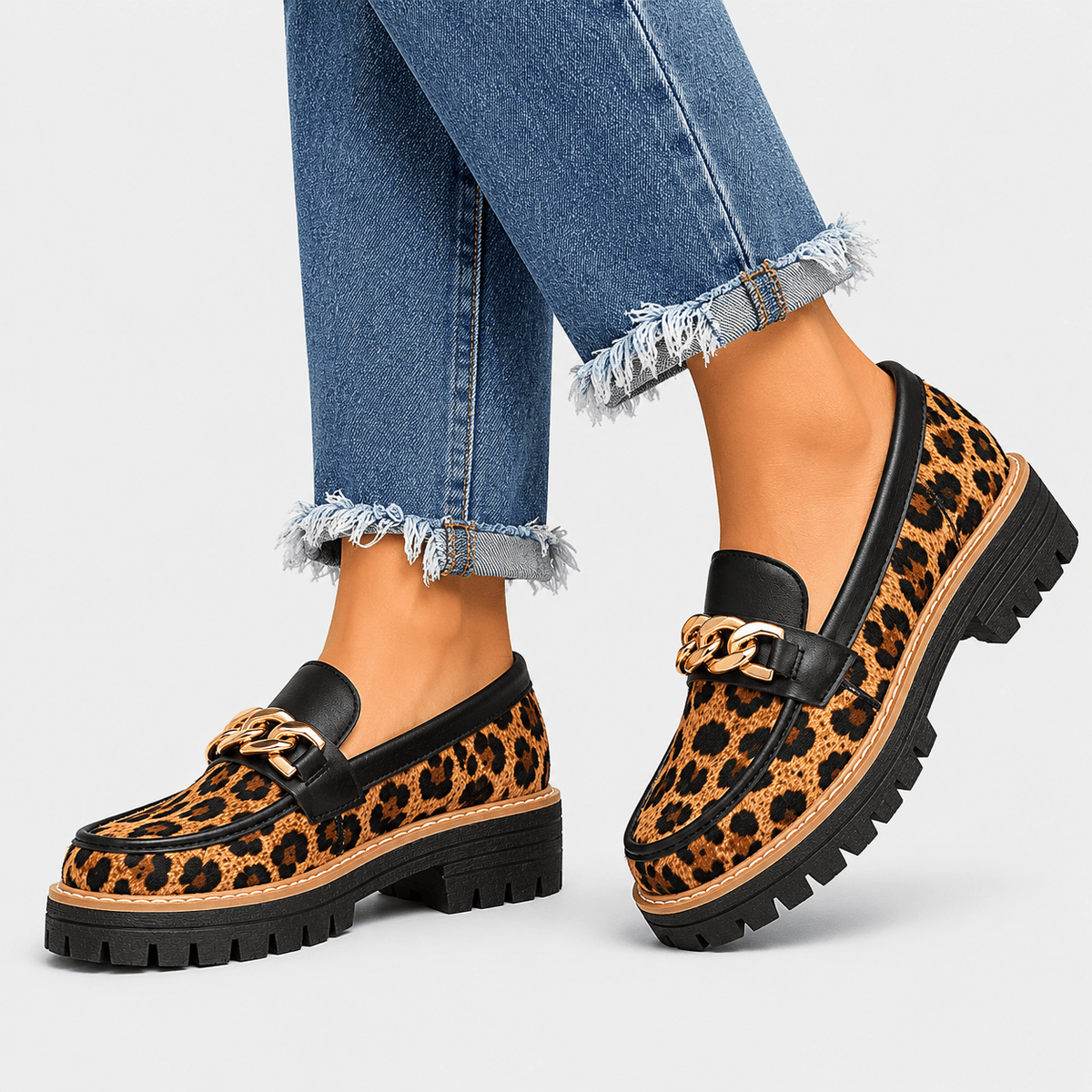 Ma boutique Womens Leopard Suede Chunky Loafers – Metal Decoration Round Toe Casual Flat Shoes